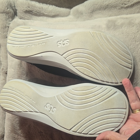 SAS Womens Marnie Sneaker Black/Sparkle size 7.5 Wide - Picture 4 of 6